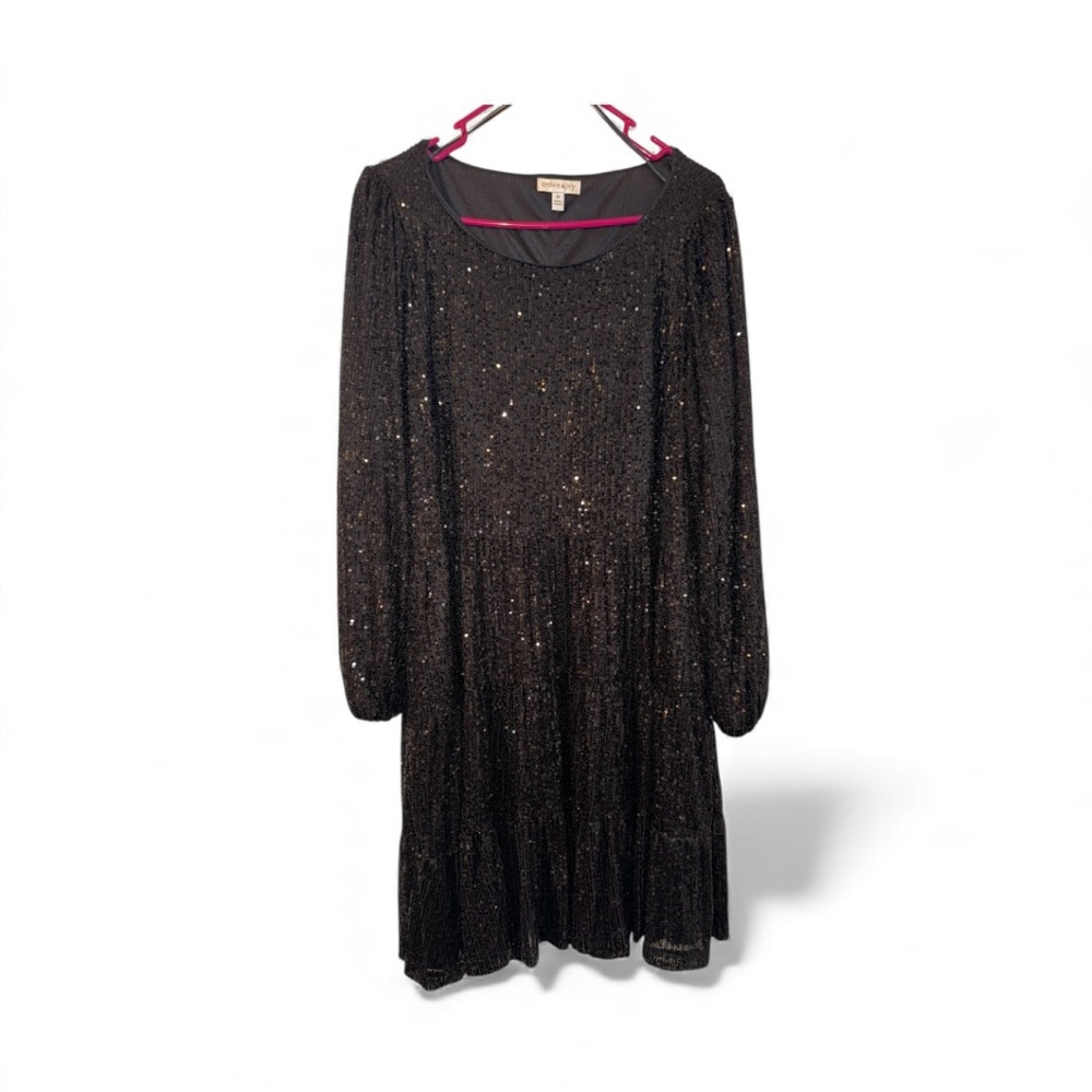 Crown & Ivy Black Sparkle Midi Dress